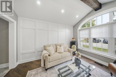8 HOLLIMAN LANE Ajax (South East) Ontario photo 7