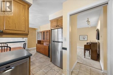 10 SUNICREST BOULEVARD Clarington (Bowmanville) Ontario photo 11