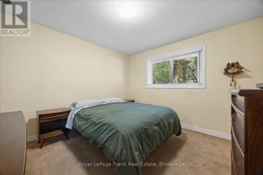 10 SUNICREST BOULEVARD Clarington (Bowmanville) Ontario photo 12