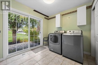 10 SUNICREST BOULEVARD Clarington (Bowmanville) Ontario photo 15