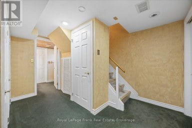 10 SUNICREST BOULEVARD Clarington (Bowmanville) Ontario photo 17
