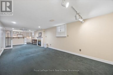 10 SUNICREST BOULEVARD Clarington (Bowmanville) Ontario photo 20