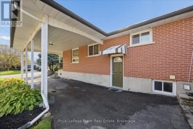 10 SUNICREST BOULEVARD Clarington (Bowmanville) Ontario photo 25