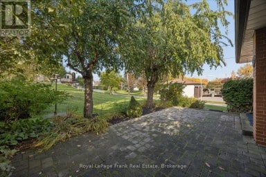10 SUNICREST BOULEVARD Clarington (Bowmanville) Ontario photo 28
