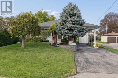 10 SUNICREST BOULEVARD Clarington (Bowmanville) Ontario photo 3