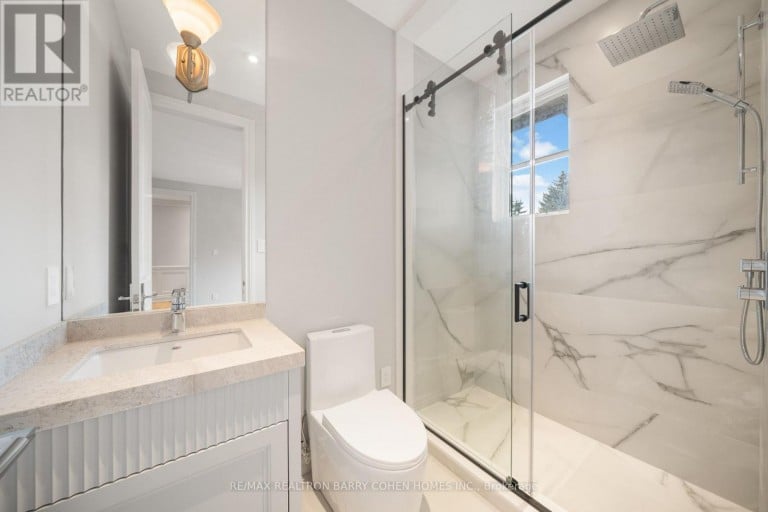 13 LEGACY COURT, Toronto (St. Andrew-Windfields), Ontario, M2L2Y7