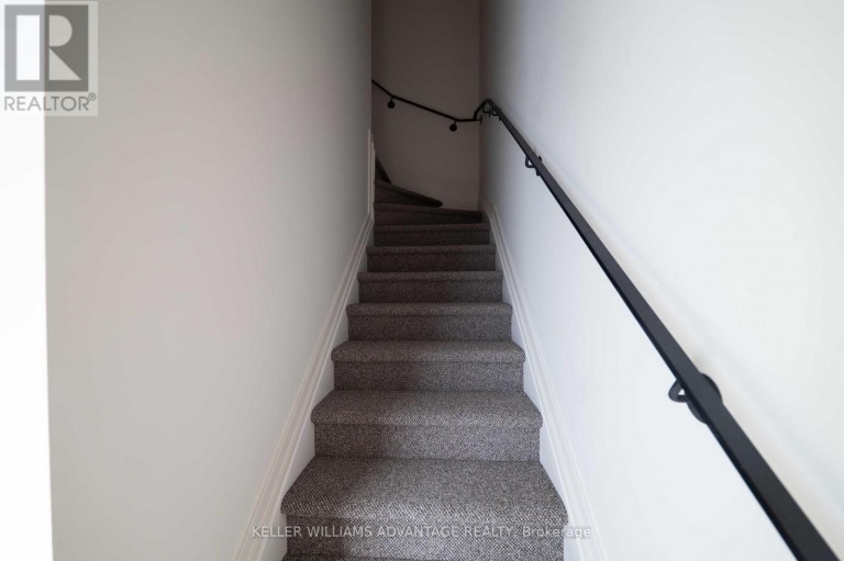 GARDEN SUITE(LANEWAY APT) - 23 ROSS STREET, Toronto (Kensington-Chinatown), Ontario, M5T1Z8