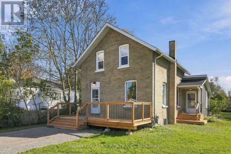 3 BERTIE STREET, Kawartha Lakes (Lindsay), Ontario, K9V1H9