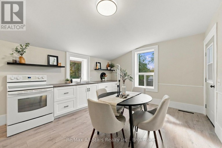 3 BERTIE STREET, Kawartha Lakes (Lindsay), Ontario, K9V1H9