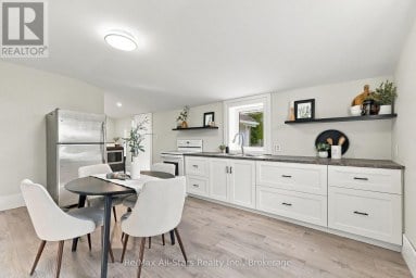 3 BERTIE STREET Kawartha Lakes (Lindsay) Ontario photo 12