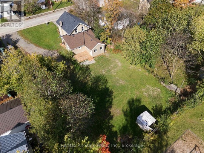 3 BERTIE STREET, Kawartha Lakes (Lindsay), Ontario, K9V1H9
