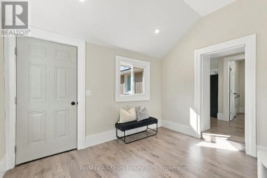 3 BERTIE STREET Kawartha Lakes (Lindsay) Ontario photo 8