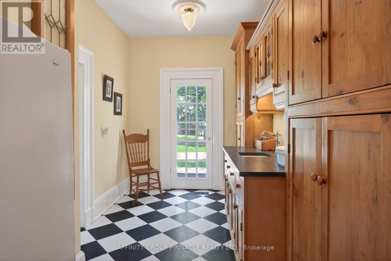 145 KING STREET, Kawartha Lakes (Woodville), Ontario, K0M2T0