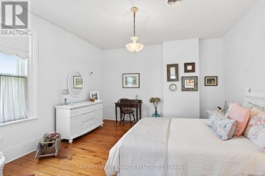 145 KING STREET Kawartha Lakes (Woodville) Ontario photo 37