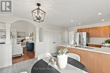 33 LAING COURT Peterborough (Otonabee Ward 1) Ontario photo 18