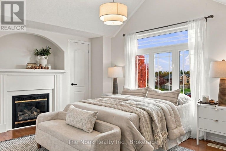 33 LAING COURT, Peterborough (Otonabee Ward 1), Ontario, K9K2N4