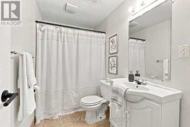 33 LAING COURT Peterborough (Otonabee Ward 1) Ontario photo 41