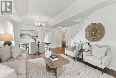 33 LAING COURT Peterborough (Otonabee Ward 1) Ontario photo 5