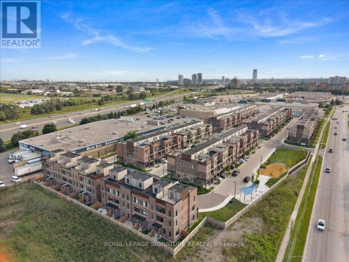 301 - 1865 PICKERING PARKWAY, Pickering (Village East), Ontario, L1V0H2