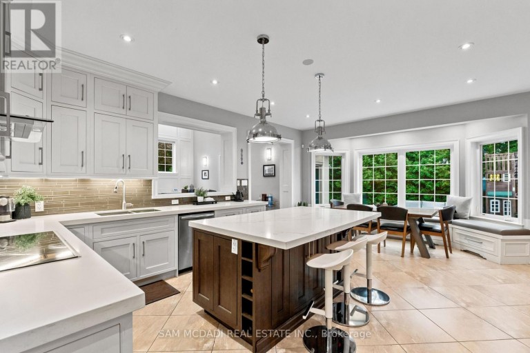 955 CALDWELL AVENUE, Mississauga (Lorne Park), Ontario, L5H1Z2