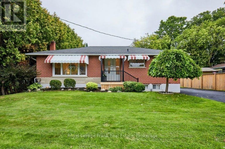 15111 SIMCOE STREET, Scugog (Port Perry), Ontario, L9L1J5