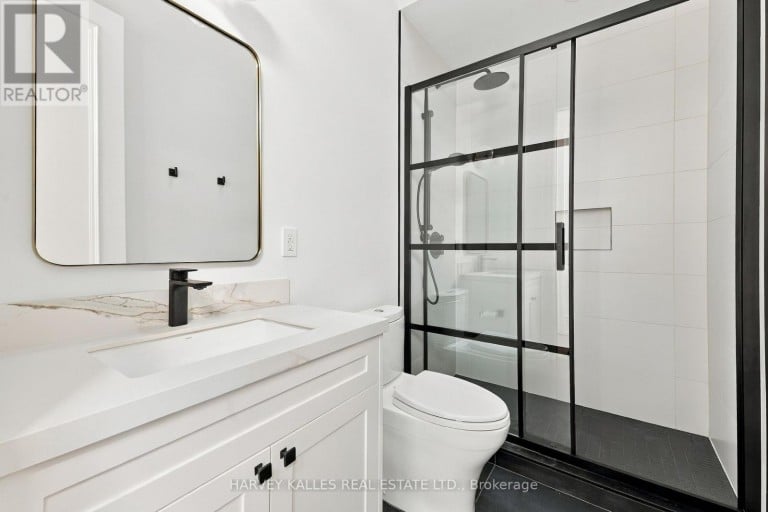 26 ST GERMAIN AVENUE, Toronto (Lawrence Park North), Ontario, M5M1V8