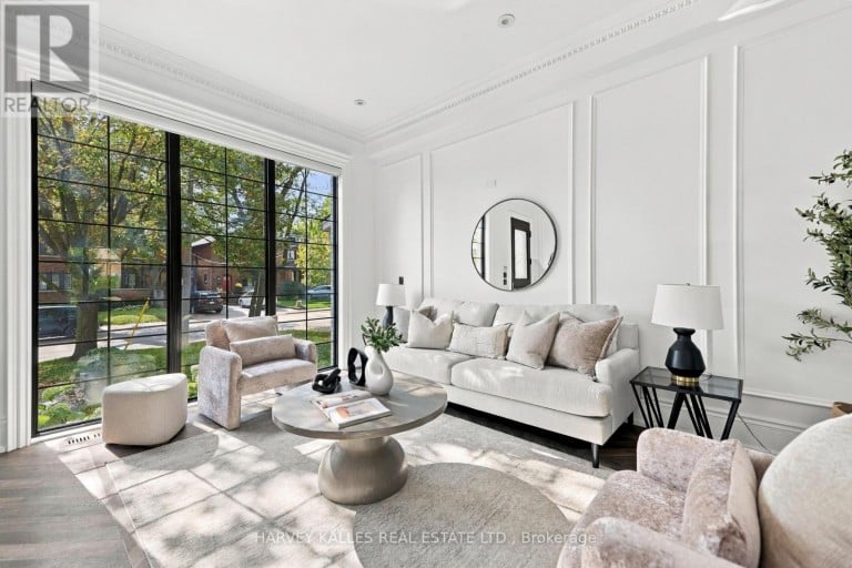 26 ST GERMAIN AVENUE, Toronto (Lawrence Park North), Ontario, M5M1V8