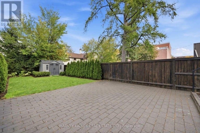 26 ST GERMAIN AVENUE, Toronto (Lawrence Park North), Ontario, M5M1V8