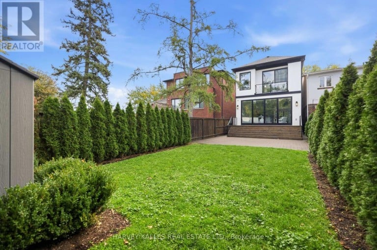 26 ST GERMAIN AVENUE, Toronto (Lawrence Park North), Ontario, M5M1V8
