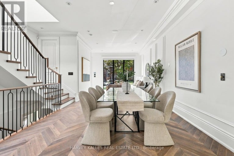 26 ST GERMAIN AVENUE, Toronto (Lawrence Park North), Ontario, M5M1V8