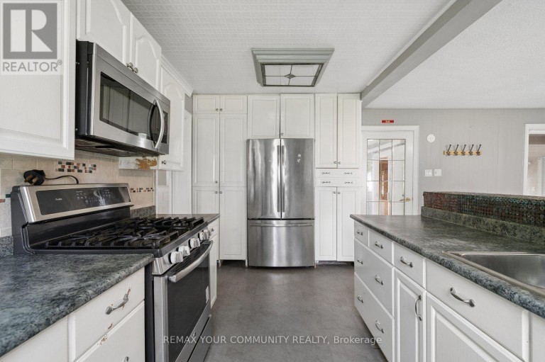 5440 YONGE STREET, Innisfil (Gilford), Ontario, L0L1R0