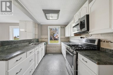 5440 YONGE STREET Innisfil (Gilford) Ontario photo 13