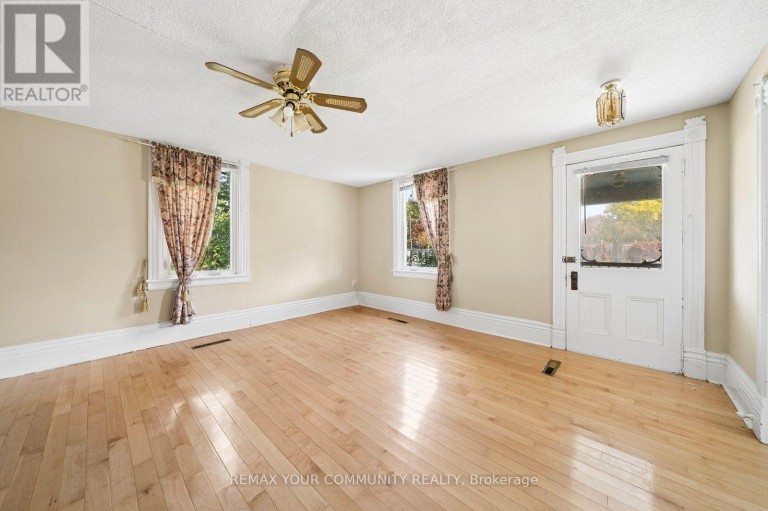 5440 YONGE STREET, Innisfil (Gilford), Ontario, L0L1R0