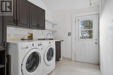 5440 YONGE STREET Innisfil (Gilford) Ontario photo 27