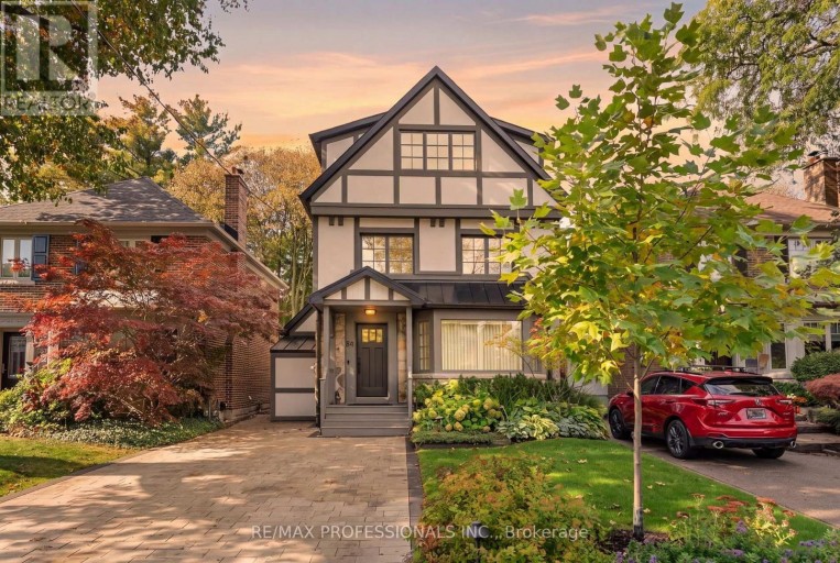 84 HUMBERVALE BOULEVARD, Toronto (Stonegate-Queensway), Ontario, M8Y3P4