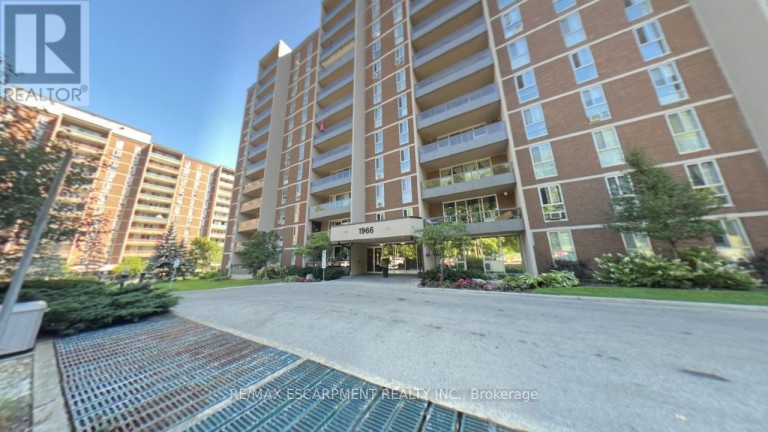 306 - 1966 MAIN STREET W, Hamilton (Ainslie Wood), Ontario, L8S1J6