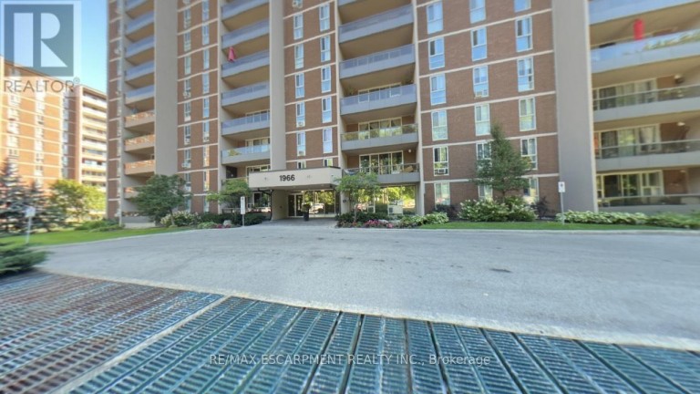 306 - 1966 MAIN STREET W, Hamilton (Ainslie Wood), Ontario, L8S1J6