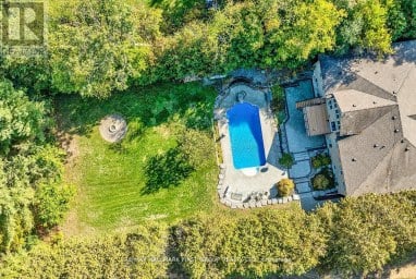 15 SHEPHERD ROAD Whitby Ontario photo 1