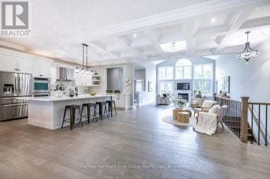 15 SHEPHERD ROAD Whitby Ontario photo 10