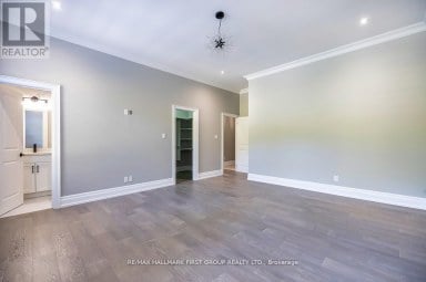 15 SHEPHERD ROAD Whitby Ontario photo 25