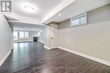 15 SHEPHERD ROAD Whitby Ontario photo 32