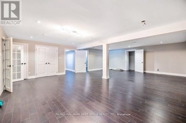 15 SHEPHERD ROAD Whitby Ontario photo 33