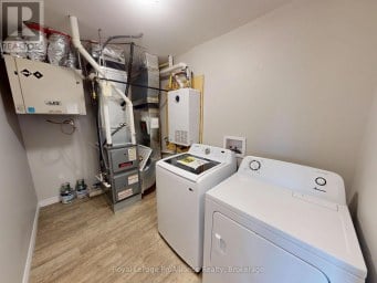 70 RIDGEWAY PLACE Belleville (Belleville Ward) Ontario photo 18