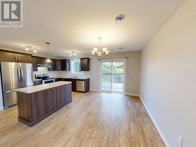 70 RIDGEWAY PLACE, Belleville (Belleville Ward), Ontario, K8P0E6