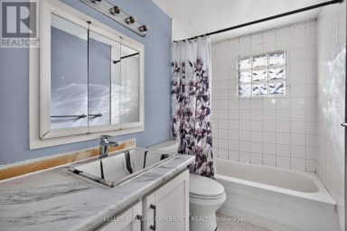 21 B COLLEGE CRESCENT Barrie (Grove East) Ontario photo 18