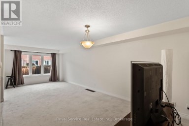 23 TABARET CRESCENT Oshawa (Windfields) Ontario photo 16