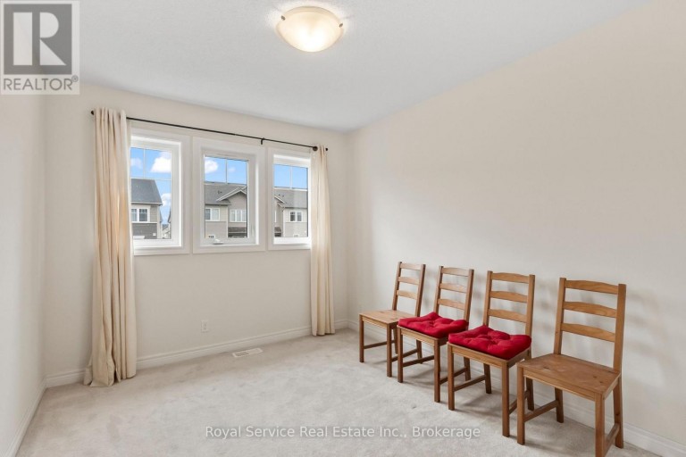 23 TABARET CRESCENT, Oshawa (Windfields), Ontario, L1L0G5