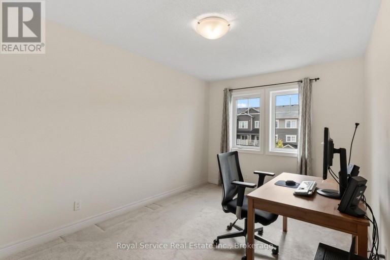 23 TABARET CRESCENT, Oshawa (Windfields), Ontario, L1L0G5