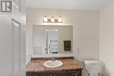 23 TABARET CRESCENT Oshawa (Windfields) Ontario photo 28