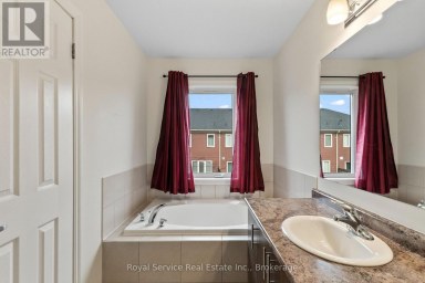23 TABARET CRESCENT Oshawa (Windfields) Ontario photo 29